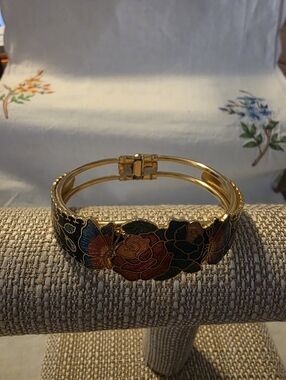Gold-Tone Cloisonne Floral Enamel Hinged Bracelet - Multicolor 1980's